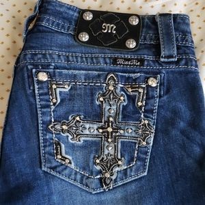 Miss Me Signature-Rise Boot Jean